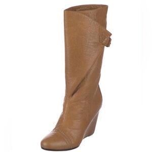 $985 Gorgeous and authentic Balenciaga boots EUC come with box